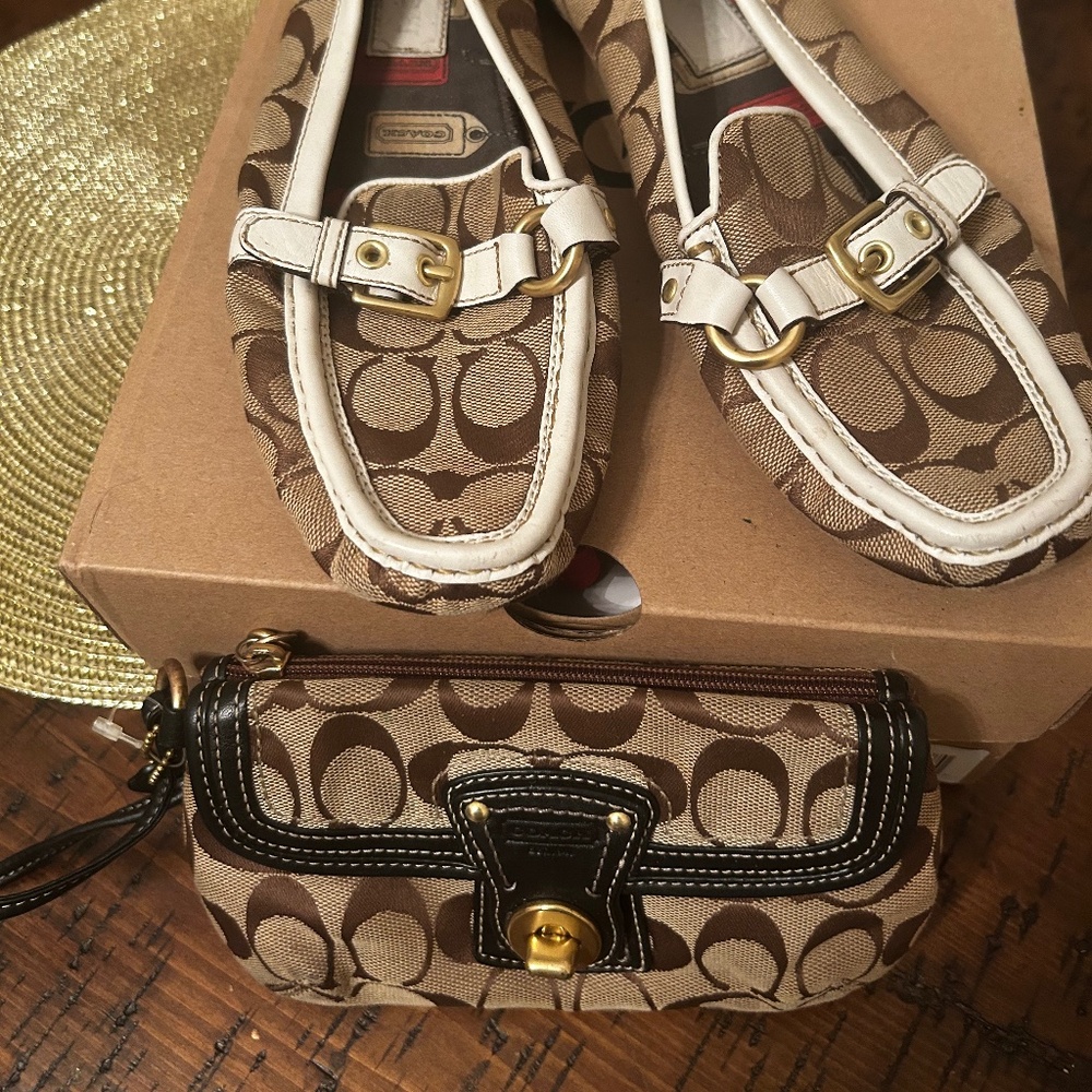 Coach clutch with moccasins